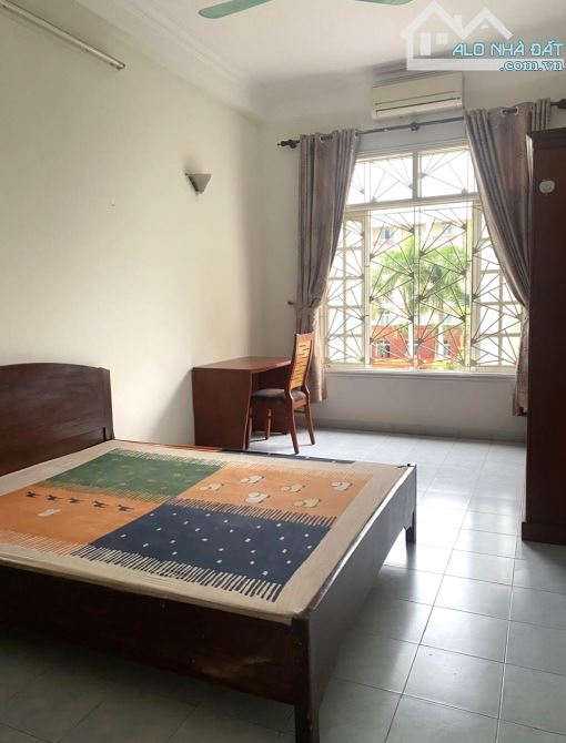 BÁN NHÀ NGÕ TO NHƯ PHỐ - 463 ĐỘI CẤN - 64M2 - 5 TẦNG - GẦN PHỐ - GẦN Ô TÔ - 16.5 TỶ - 3