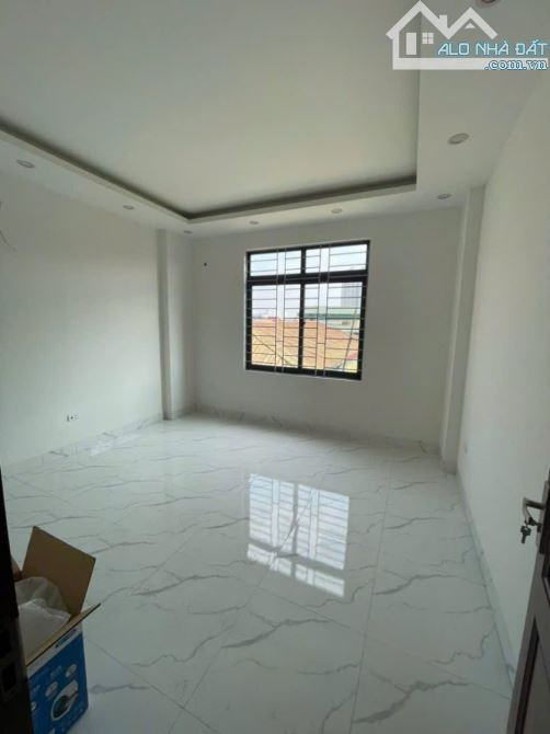 CHỈ NHỈNH 4 TỶ 9 - TRUNG TÂM HÀ ĐÔNG - NHÀ 5 TẦNG SỔ VUÔNG 35M2 CỰC ĐẸP - 4