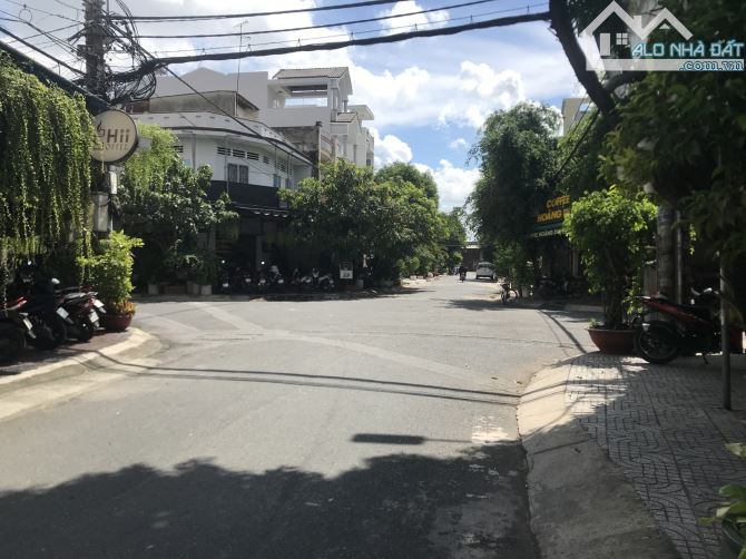 Bán nhà RẺ MT hẻm xe hơi tới nhà Tây Thạnh 100m2 tặng 7 phòng ngay KCN Tân Bình 8.6 tỷ. - 4