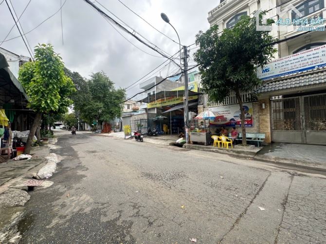 Nhà khu phân lô Tân thới nhất q12 7,5 x19 - 4