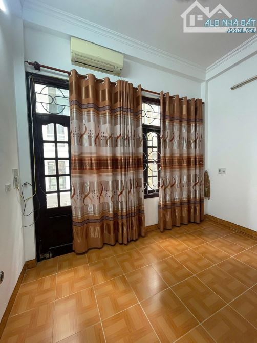 BÁN NHÀ VĨNH HƯNG, HOÀNG MAI. DÂN XÂY.Ô TÔ VÀO NHÀ. KINH DOANH.VỪA Ở VỪA KD. TIỆN ÍCH ĐỈNH - 4