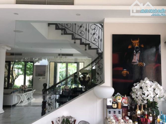 Chính chủ  bán biệt thự 358M2 khu C7 Ciputra - 4