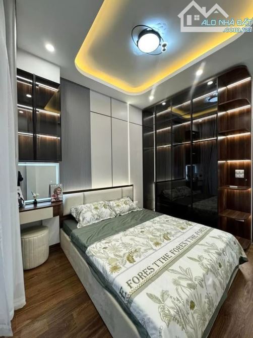 Bán nhà Thuỵ Phương – View Đông Nam thoáng mát - Lô góc - 38m2 - 5 tỷ - 4