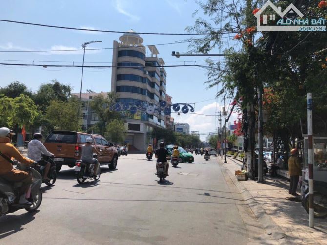 Bán nhà 3 tầng mặt tiền đường thái nguyên - 4