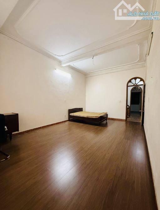 NHÀ PHÂN LÔ ĐINH TIÊN HOÀNG – HỒNG BÀNG – NGÕ 4M – TRUNG TÂM TP – GIÁ CHỈ 5,35 TỶ - 4