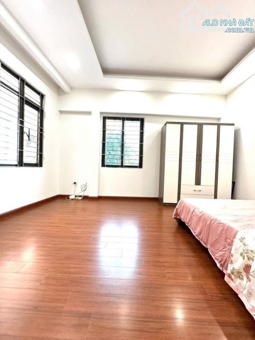 SIÊU HIẾM - NHÀ ĐẸP TRUNG TÂM QUẬN HAI BÀ - GIÁ HẠT DẺ - CĂN GÓC THOÁNG - NHÀ 2 MẶT NGÕ - - 4