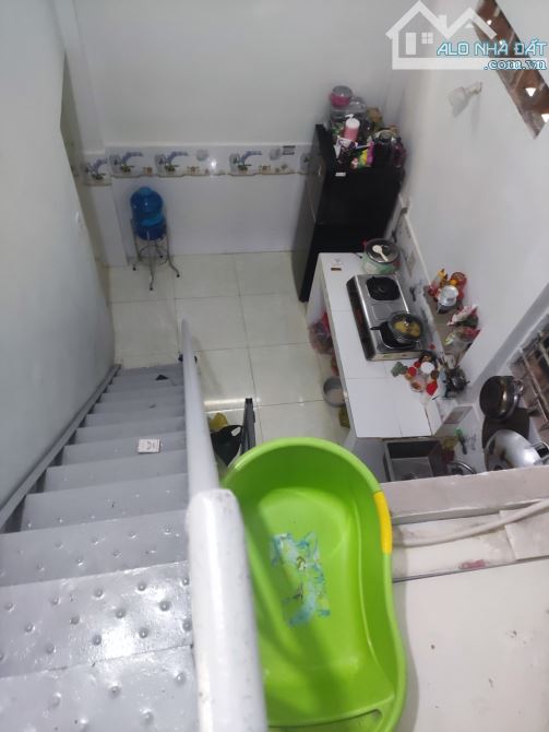NHÀ VỊ TRÍ ĐẸP -QL22 - GIÁ TỐT - 2 TẦNG -55M2 - 4