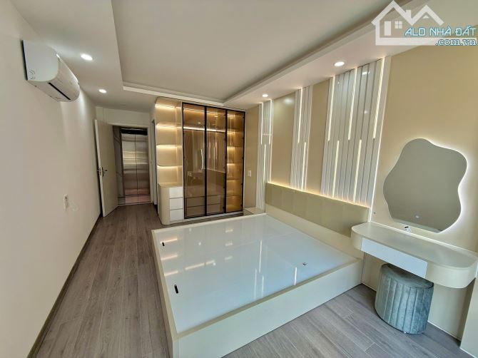 Siêu hiếm nhà Mỗ lao hà đông chỉ 7 tỷ ô tô tránh gần DT34m2 gần phố chỉ xách valy về ở - 4