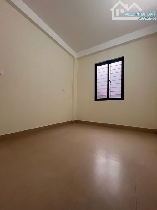 KIM MÃ BA ĐÌNH DT 50M 12,3 TỶ 5 TẦNG MT 3,3M NHÀ ĐẸP MẶT NGÕ THÔNG 5M RA Ô TÔ ĐỖ - 4
