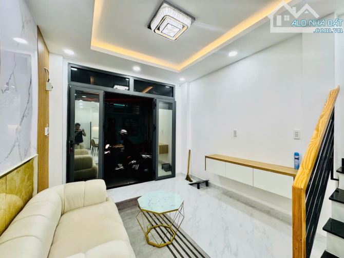 NHÀ P24 BÌNH THẠNH - 28M2 - 1TRỆT/1LẦU  -  GẦN BÙI ĐÌNH TÚY - HXH - GẦN CHỢ BÀ CHIỂU - 4