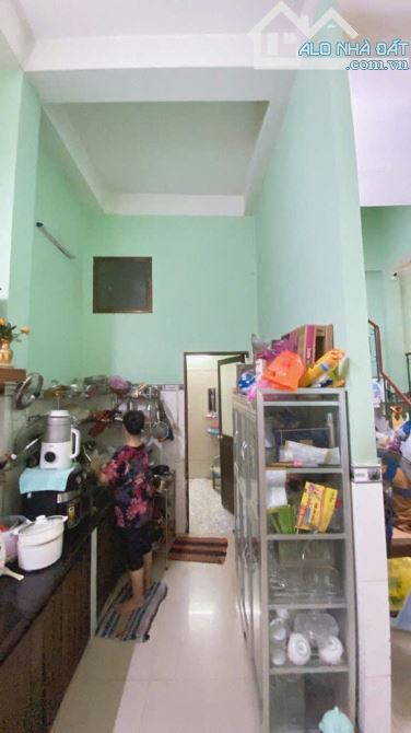 NHÀ P1 BÌNH THẠNH- 85M2(7,1x11)- NỞ HẬU- 1T2L- HXH- ĐINH TIÊN HOÀNG GẦN  CHỢ BÀ CHIỂU - 4