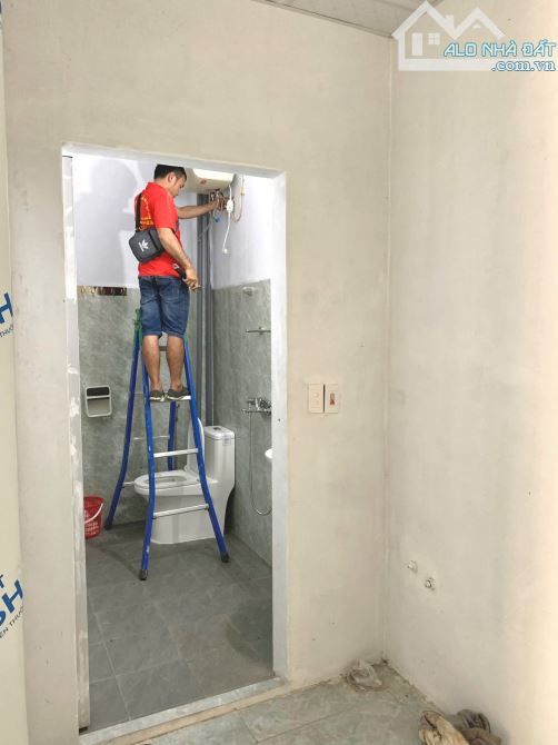 Cho thuê nhà khu liền kề Đại Thanh.DT 55m2 ô tô làm văn phòng kho xưởng giá 8tr - 4