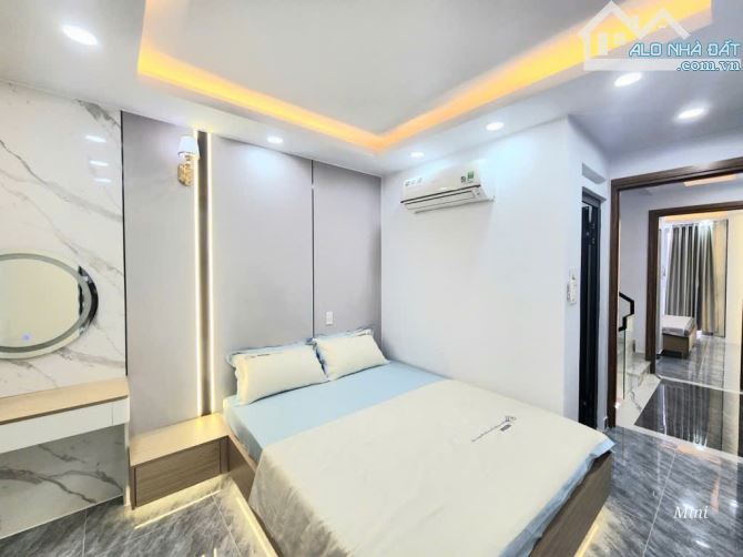 Bán nhà 5 tầng Phạm Văn Chiêu - 49m2 - Xây vuông vức - Giá 5.x tỷ TL - 4