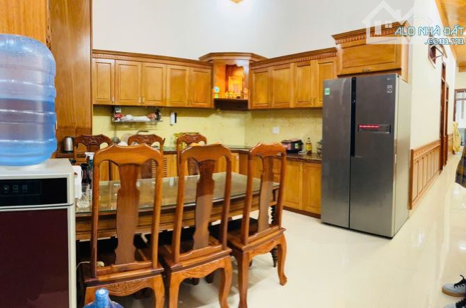 Bán nhà 5 tầng đang nuôi Yến hẻm Nguyễn Thị Định BMT - 4