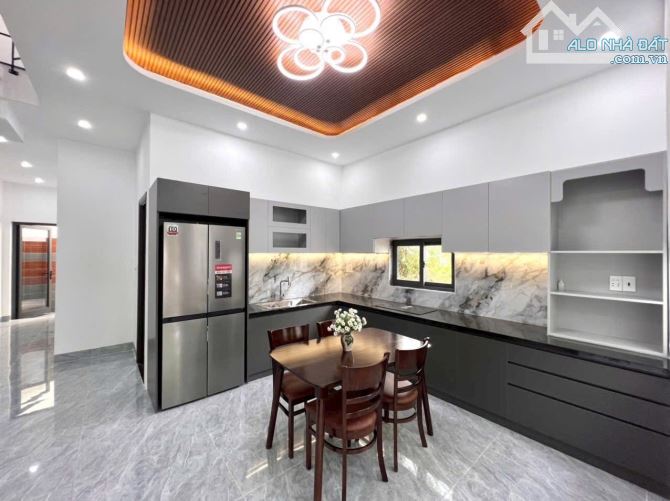 GẤP BÁN NHÀ THÀNH THÁI, QUẬN 10 – DT 46M - Giá chỉ 7.x tỷ TL - 4