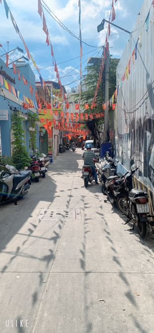 Bán nhà nở hậu Lý Chính Thắng Q.3, 3 tầng, tài lộc, nhích 3 tỷ - 4
