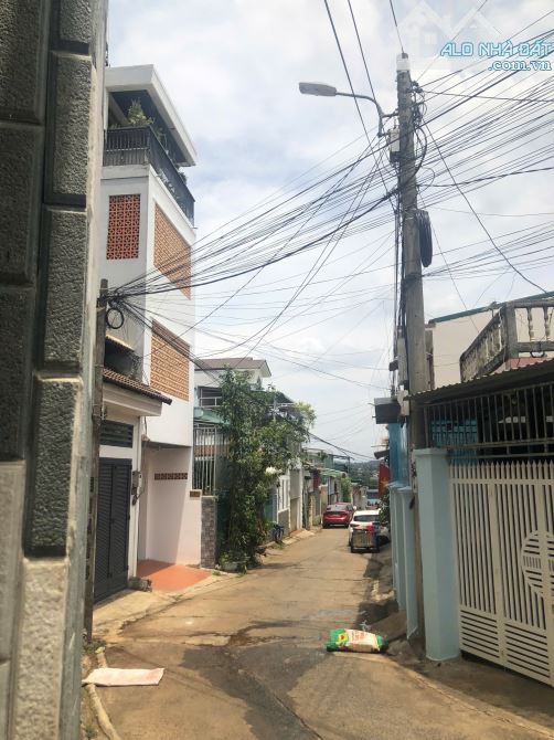 Phòng khách sạn cho thuê trọn gói 1tr850 ( bao điện ,nước, wifi) - 4