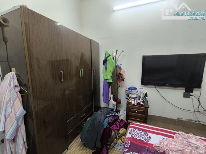 💥Bồ Đề 33m 4T 4PN + sân 50m2 để Ô TÔ, sát đường lớn, đối diện CV chỉ 5TỶ98 💥 - 4