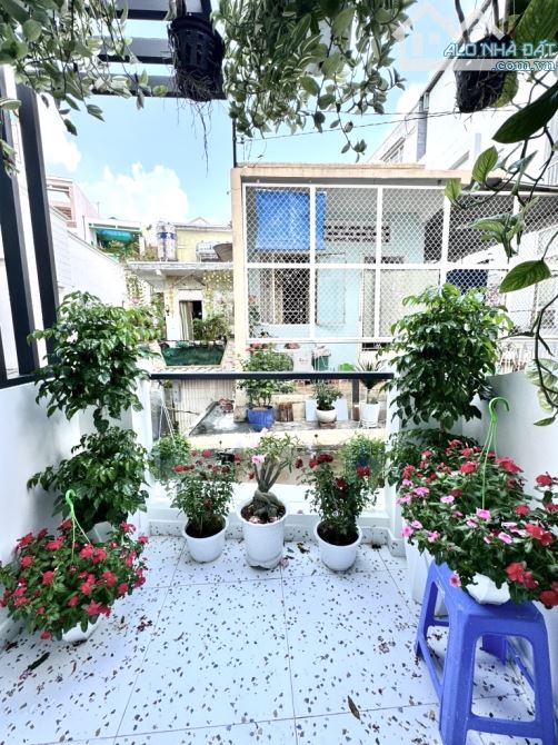 🏡HIẾM💥NỞ HẬU TÀI LỘC💥HẺM XE HƠI - PHAN ĐĂNG LƯU P.1 PHÚ NHUẬN - 32M2 -CHỈ NHỈNH 4 TỶ.🌹 - 4