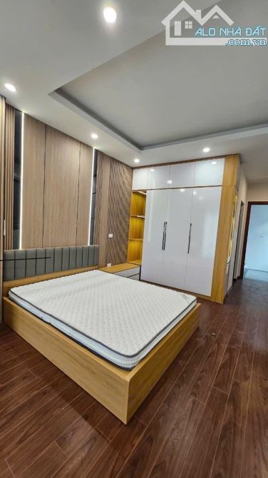 Nhà 🏠 Ngô Xuân Quảng 5 tầng. Rao 6,7 tỉ ( có TL) - 4