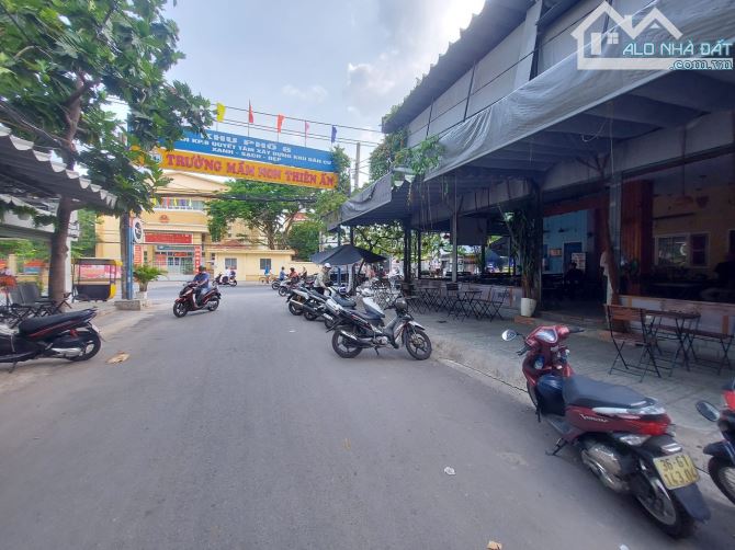 Bán nhà mặt tiền mới 4L 100% 60m2 Nguyễn Văn Khối KD đa ngành ngay CV Làng Hoa 11.5 tỷ - 4