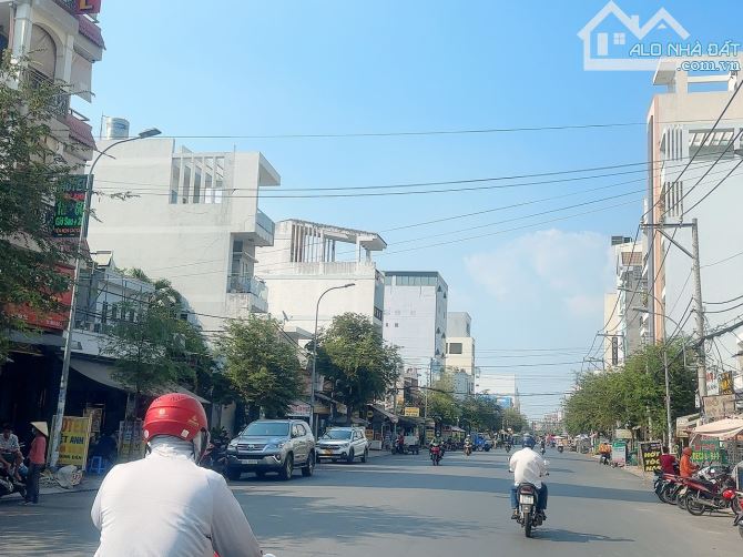 Bán MTKD đường 40m Phạm Văn Bạch P15 Tân Bình 135m2 ngang 5.2m xây VP chỉ 19 tỷ. - 4