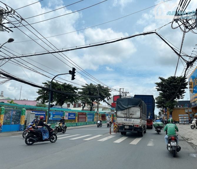 MTKD xe container Lê Văn Khương Q12 185m2 rộng 5.3m KD đa nghề gần BX buýt chỉ 16 tỷ - 4