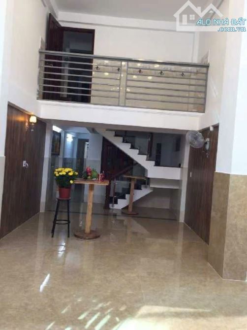 KHU VIP ĐƯỜNG D - P.25 BÌNH THẠNH - 5 TẦNG 80M2 - THANG MÁY - THU 540 TRIỆU - CHỈ 9.x TỶ - 4