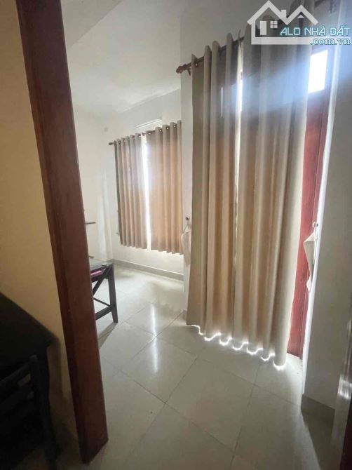 SỤP HẦM NHÀ MT ĐƯỜNG 2/9 3 TẦNG KD NGAY CHỈ 7.7 TỶ - 4