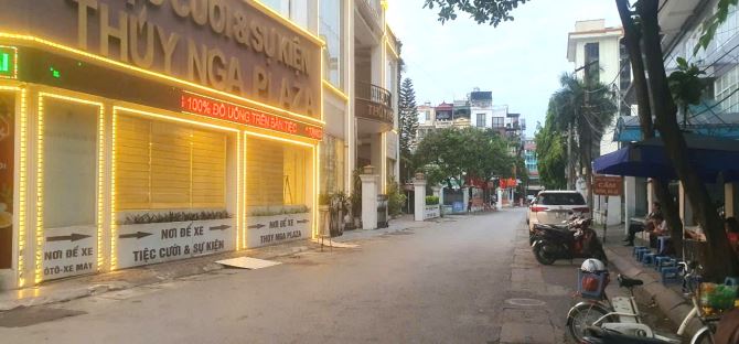 BÁN NHÀ NGÕ TO NHƯ PHỐ - 463 ĐỘI CẤN - 64M2 - 5 TẦNG - GẦN PHỐ - GẦN Ô TÔ - 16.5 TỶ - 4
