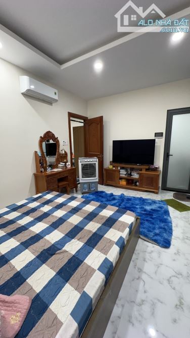 Bán nhà mặt tiền 6 lầu có T.máy đẹp ngay chợ Phạm Văn Bạch 120m2(6x20) tặng NT 20.8 tỷ - 5