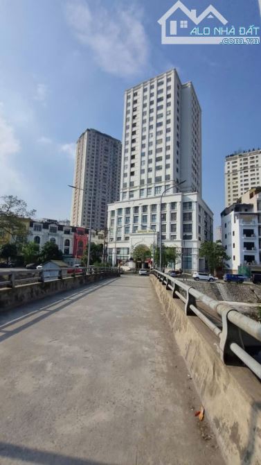 CHỈ NHỈNH 4 TỶ 9 - TRUNG TÂM HÀ ĐÔNG - NHÀ 5 TẦNG SỔ VUÔNG 35M2 CỰC ĐẸP - 5