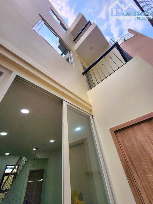 Bán Nhà 4 tầng - nhà đẹp - 50m2 Xe Hơi - 4PN - Hương Lộ 2 - Bình Tân - 5