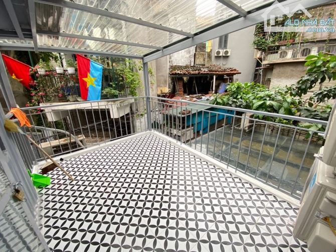 CỰC HIẾM TẬP THỂ TẦNG 2 KHU BÁCH KHOA-KHU VỰC NHIỀU KHÁCH TÌM KIẾM CHỈ HƠN 3 tỷ - 5