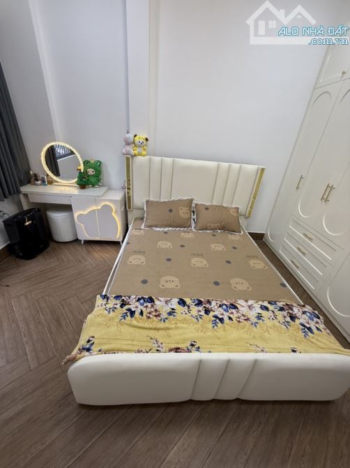 Bán nhà xinh, Bà Hạt, Quận 10, 3 tầng, 42m2, ngang 4x10, nhỉnh 5 tỷ - 5