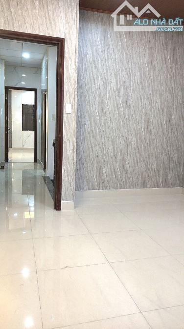 NGUYỄN THỊ TẦN P2 QUẬN 8 - NHÀ MỚI ĐẸP - 51M2 - NHÀ NỞ HẬU 2 TẦNG 3PN - CHỈ 5.15 TỶ - 5