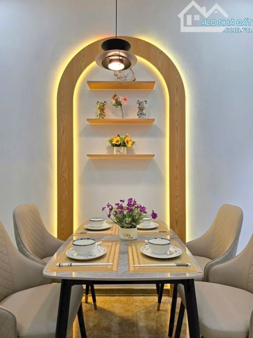 Siêu phẩm nhà 3 tầng 3 mê Hoàng dtsd 150m2 full nội thất xịn xò - 5