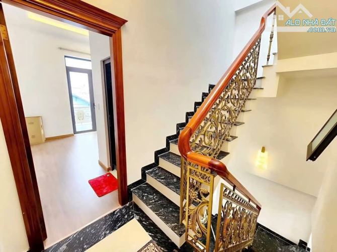 🔥 🔥 🔥 Nhà xịn phường Tân Hiệp. 1 trệt 2 lầu đường 6m - Chỉ 5.29 tỷ - DT: 4.5x15 - 5