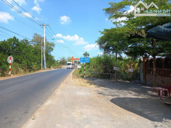 Bán 150.000m2 đất ven hồ Trị An(khai thác du lịch ) chỉ 29.5tỉ . - 5