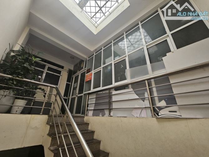 Toà Văn phòng Dòng tiền. Trần Thái Tông, Cầu Giấy. 121mx9; MT 18m; Giá 74 Tỷ  SIÊU PHẨM - 5