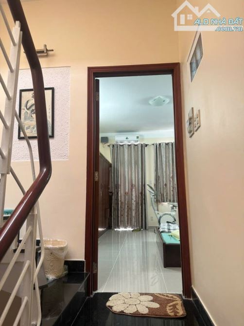 BÁN NHÀ HXH THÔNG, SÁT MẶT TIỀN LÝ THÁI TỔ– NGANG TO 4.4M – 6 TẦNG –  11.5 TỶ TL - 5