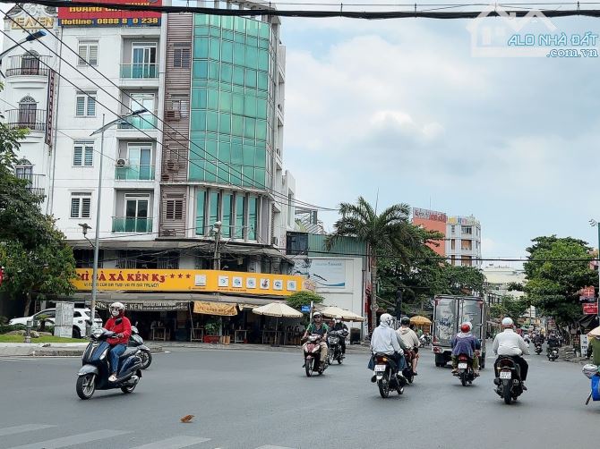Biệt thự 6 lầu gỗ đỏ dát VÀNG DTSD 600m2 ngang 8m tặng NT Dương Quảng Hàm gần chợ 37.9 tỷ - 5