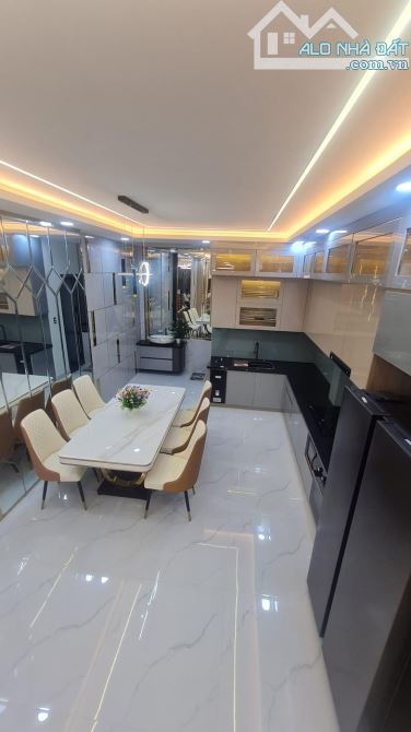 Bán nhà MTKD Nguyễn Oanh 85m2 ngang 4.7m 3 tầng KD đa ngành ngay Chuồng Cún chỉ 11.5 tỷ - 6