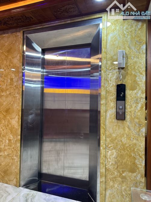 Bán nhà mặt tiền 6 lầu có T.máy đẹp ngay chợ Phạm Văn Bạch 120m2(6x20) tặng NT 20.8 tỷ - 6