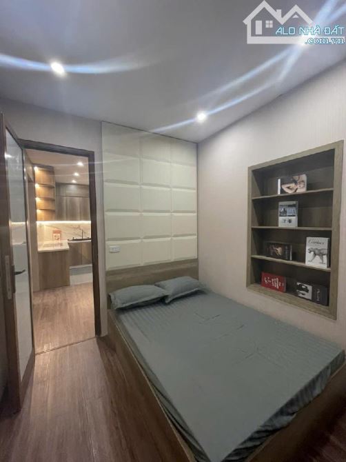 Chung cư 110 m 3pn 2 vs NGÕ 28 XUÂN LA SỔ ĐỎ:5.6 TỶ LH E - 6