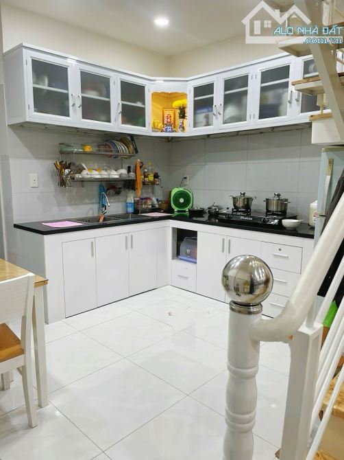 NGAY LÊ TRỌNG TẦN  - HẺM ÔTÔ- 70M2 - 1 BƯỚC QUA ChỢ - 3 BƯỚC QUA TRƯỜNG - CHỈ 5XTỶ. CÒN TL - 6