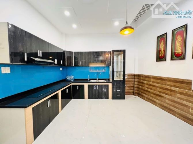 Siêu phẩm 3 tỷ Đ.Phạm Văn Hai, P3, Q.Tân Bình, 70m2, sẵn HĐ thuê tiện kinh doanh, SHR - 6