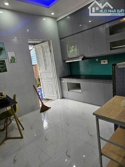 Cho thuê nhà đường LÊ HỒNG PHONG - Đầy đủ nội thất - ô tô đỗ cửa ngày đêm - 6