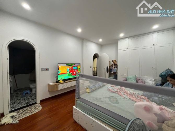 Bán Nhà Phân Lô Cầu Giấy Ô Tô Tránh, Gần Phố 2 Mặt Tiền Siêu Hiếm, DT 101M Giá 34Tỷ. - 6