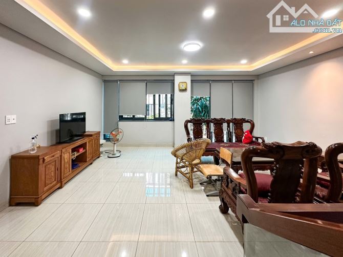 KHU VIP VEN SÔNG - 4 TẦNG - PHẠM VĂN CHIÊU, P14 GÒ VẤP - 114m2 (6x19) - 2 MẶT HẺM XE TẢI - 6